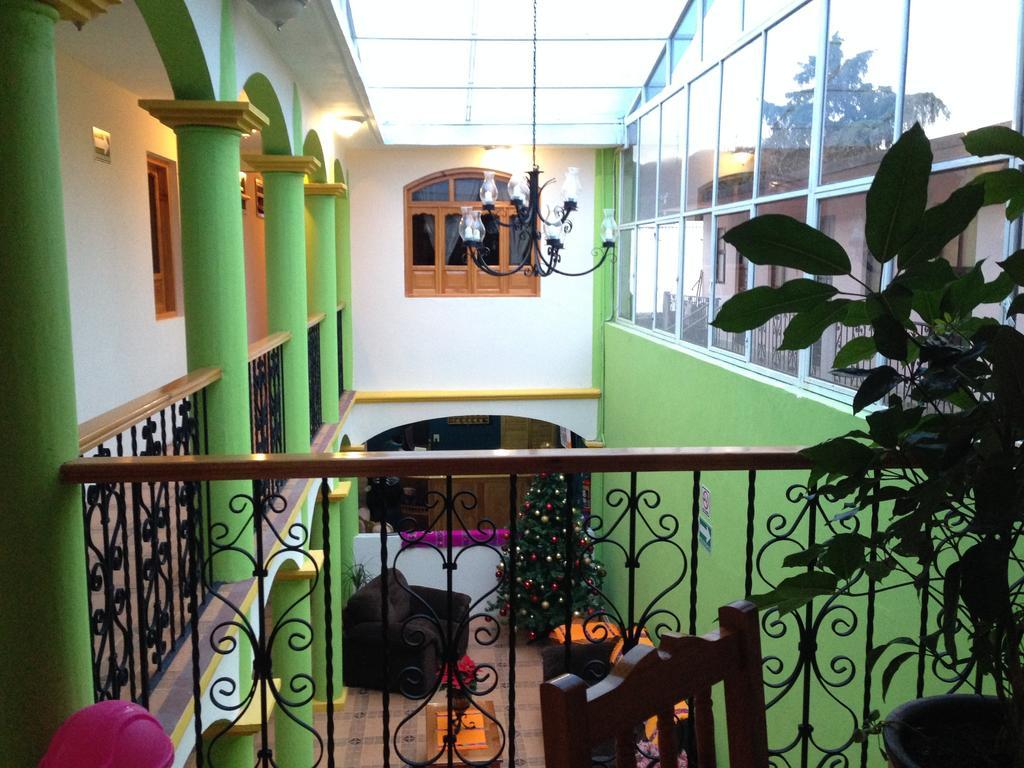 Hotel Posada Las Rosas San Cristóbal de Las Casas Exteriör bild