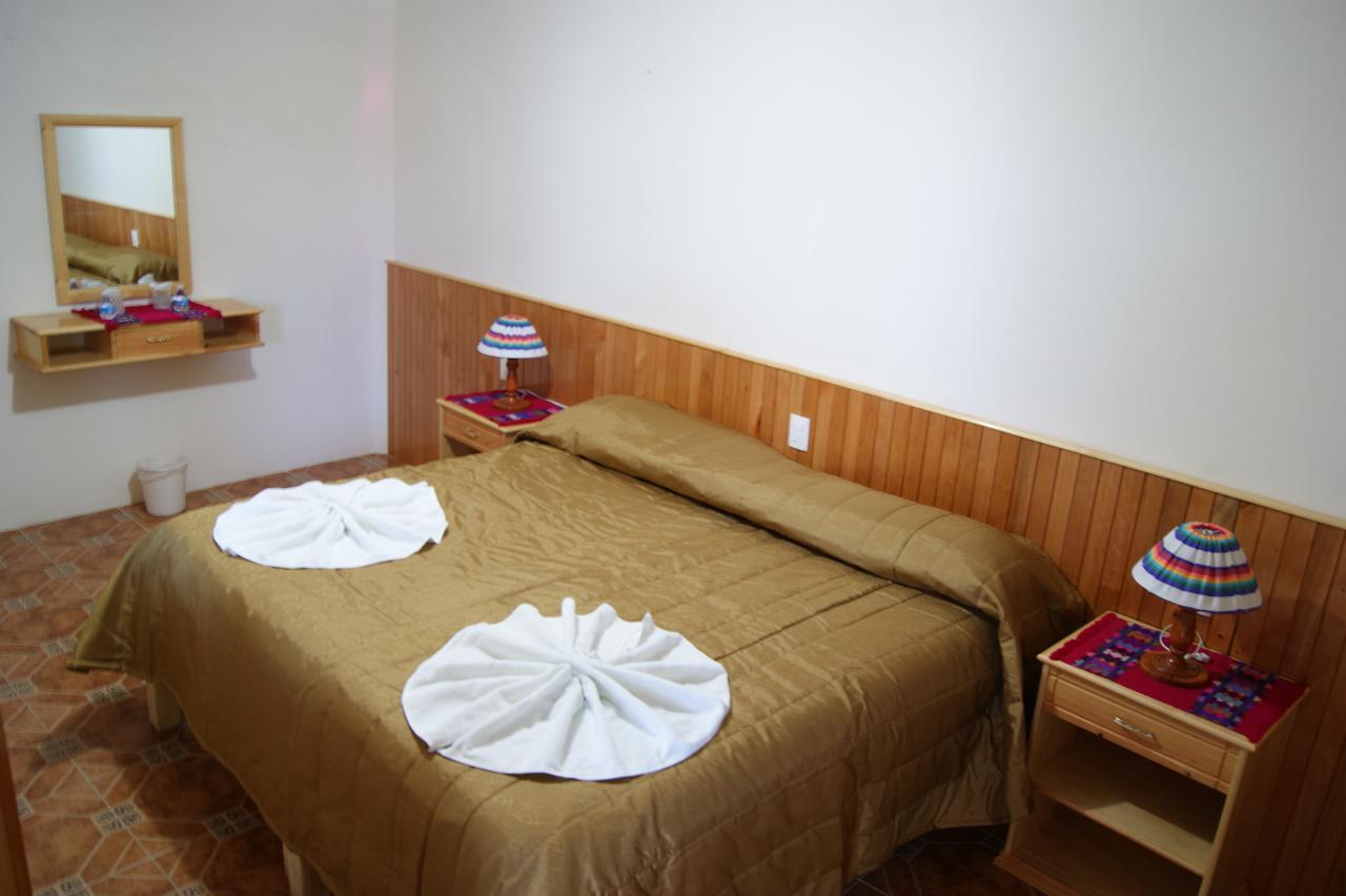 Hotel Posada Las Rosas San Cristóbal de Las Casas Exteriör bild